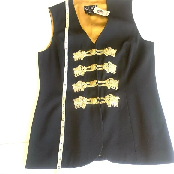 Vintage Escada Laurel Military Vest with gold embellishment embroidered - Picture 8 of 9